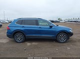 Volkswagen Tiguan Comfortline 3VV2B7AX2JM032536 fotografie