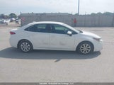 Toyota Corolla Le 5YFB4MDE6RP104926 снимка