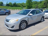 Toyota Camry Le 4T1BF1FK2DU276163 снимка