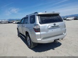 Toyota 4Runner Sr5/Sr5 Premium/Venture/Trail/Limited Night Shade/Trd Off Road/Trd Off Road Premium/Trd Pro JTENU5JR7M5942989 fotografie