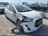 Toyota Prius C JTDKDTB34G1116358 fotografie