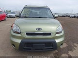 Kia Soul 2.0L 2U/2.0L 4U/2.0L 4U Burner/2.0L 4U Retro/2.0L 4U Sx KNDJT2A28A7135047 fotografie