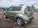 Kia Soul 2.0L 2U/2.0L 4U/2.0L 4U Burner/2.0L 4U Retro/2.0L 4U Sx KNDJT2A28A7135047 fotografie