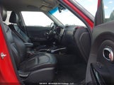 Kia Soul Sx/Sx Luxury/Two-Tone Fathom Blue/White Special Edition/Two-Tone Inferno Red KNDJX3A56E7073772 снимка