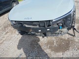 Kia K4 Ex/Ex+ 3KPFU4DE0SE049818 fotografie
