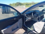 Toyota Camry Le 4T1BF1FK3EU740756 снимка
