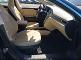 Tesla Model S 5YJSA1DN5DFP08799 photo