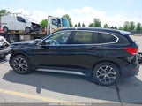 BMW X1 xDrive28I/xDrive28I Essential WBXJG9C05M5S61409 fotografie