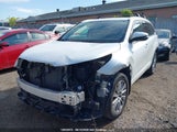 Toyota Highlander Xle 5TDJKRFH3FS177728 fotografie