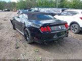 Ford Mustang V6 1FATP8EM3H5325877 fotografie