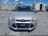 Ford Focus Se 1FAHP3F20CL143967 photo
