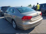 Volkswagen Passat 2.0 Tdi Comfortline 1VWBV7A31FC097872 снимка