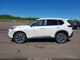 Nissan Rogue Sv JN8BT3BB8NW330669 fotografie