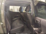 Toyota Tacoma Double Cab/Sr/Sr5/Trd Sport/Trd Off Road/Trd Pro 5TFCZ5AN0MX266867 photo