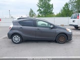 Toyota Prius C JTDKDTB3XE1565217 fotografie