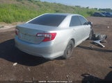 Toyota Camry Le 4T1BF1FK4CU051998 fotografie