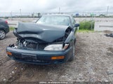 Toyota Camry Le 4T1SK12E3SU627977 photo