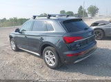 Audi Q5 45 Komfort WA1AAAFY5N2131869 photo