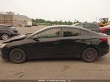 Hyundai Elantra Essential KMHD74LF2KU737809 снимка
