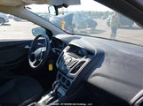 Ford Focus Se 1FAHP3F23CL471416 photo