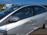 Ford Focus Se 1FAHP3F23CL471416 photo
