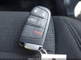 Chrysler 200 Limited 1C3CCCAB8GN193392 photo
