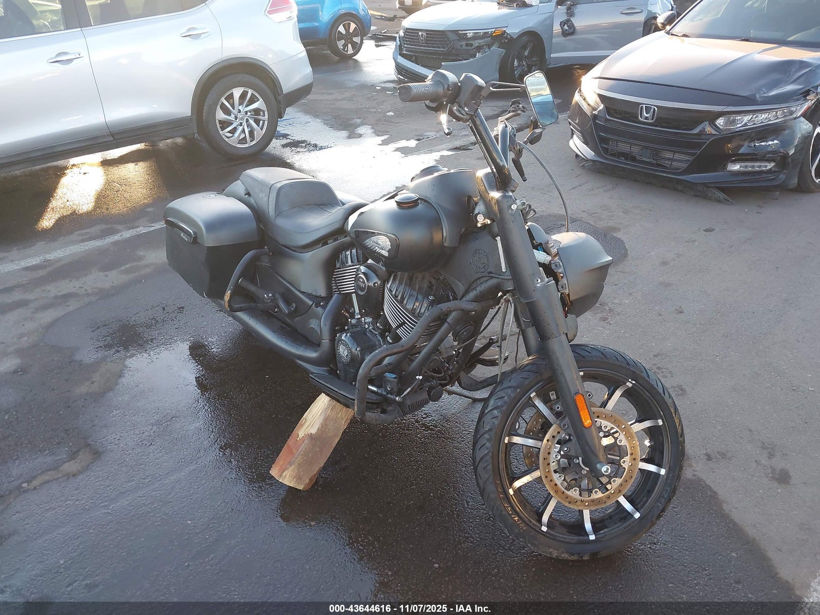 2021 INDIAN MOTORCYCLE CO. SPRINGFIELD DARK HORSE