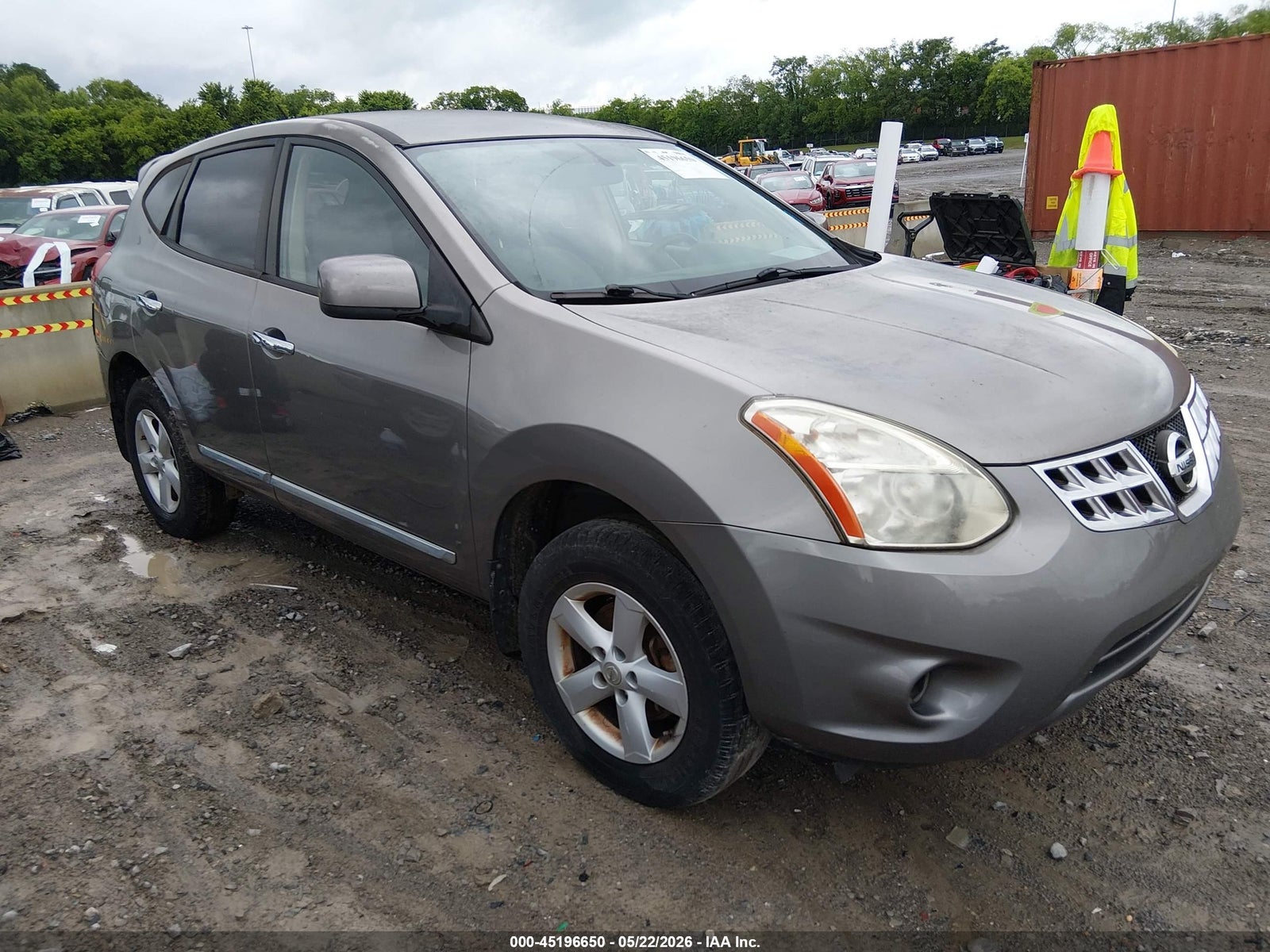 2013 NISSAN ROGUE S