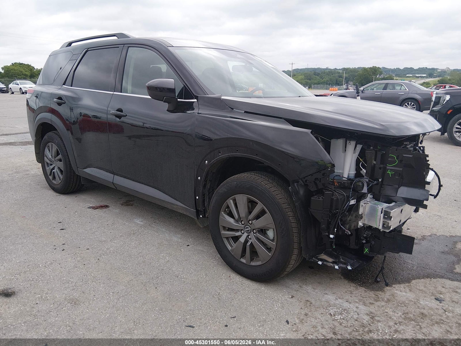 2026 NISSAN PATHFINDER SV