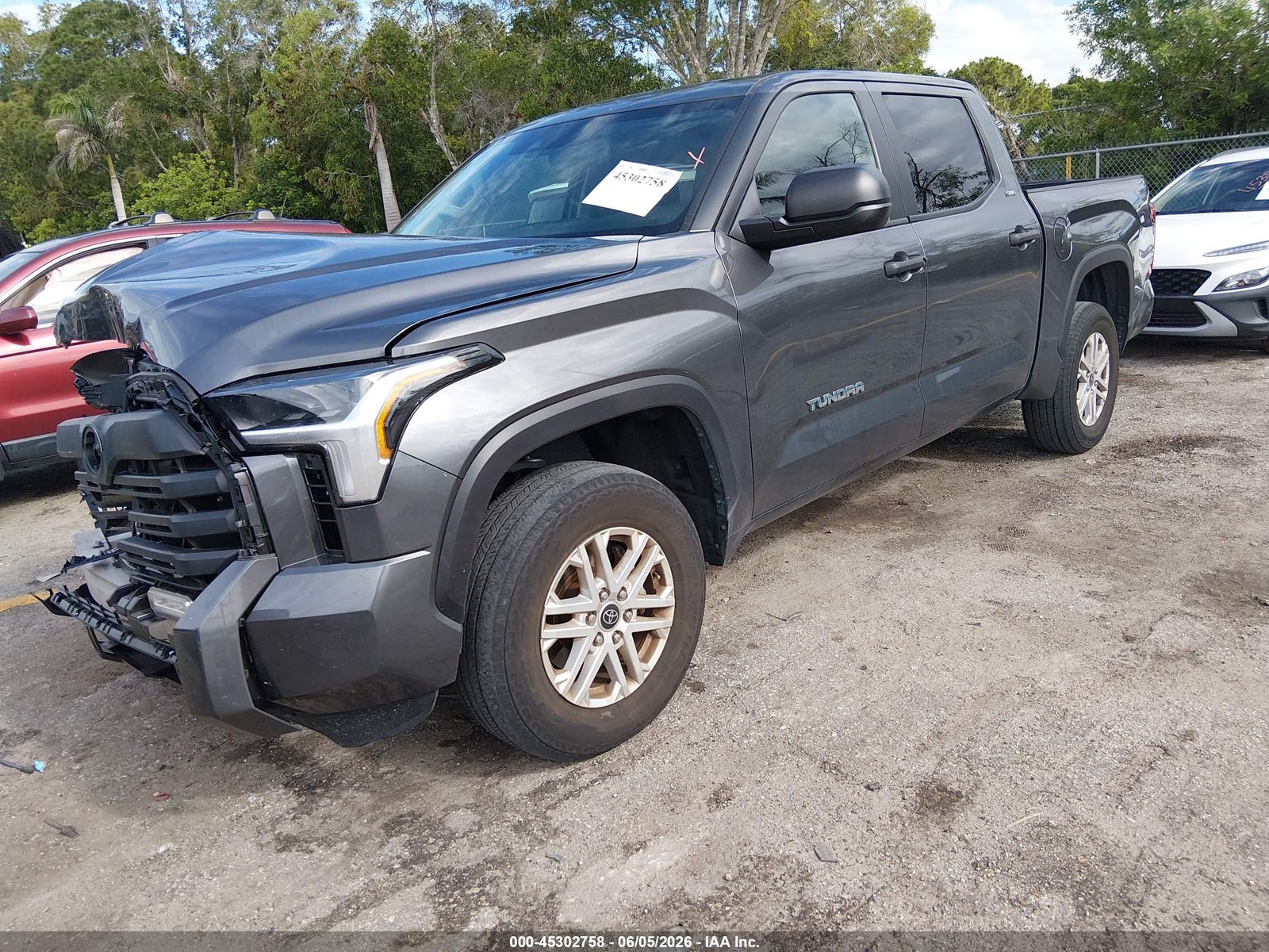 2024 Toyota Tundra, auction photo 2