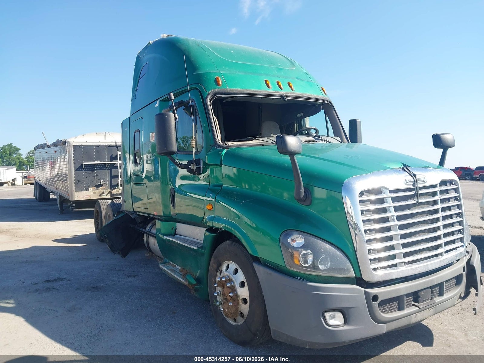 2016 FREIGHTLINER CASCADIA 125