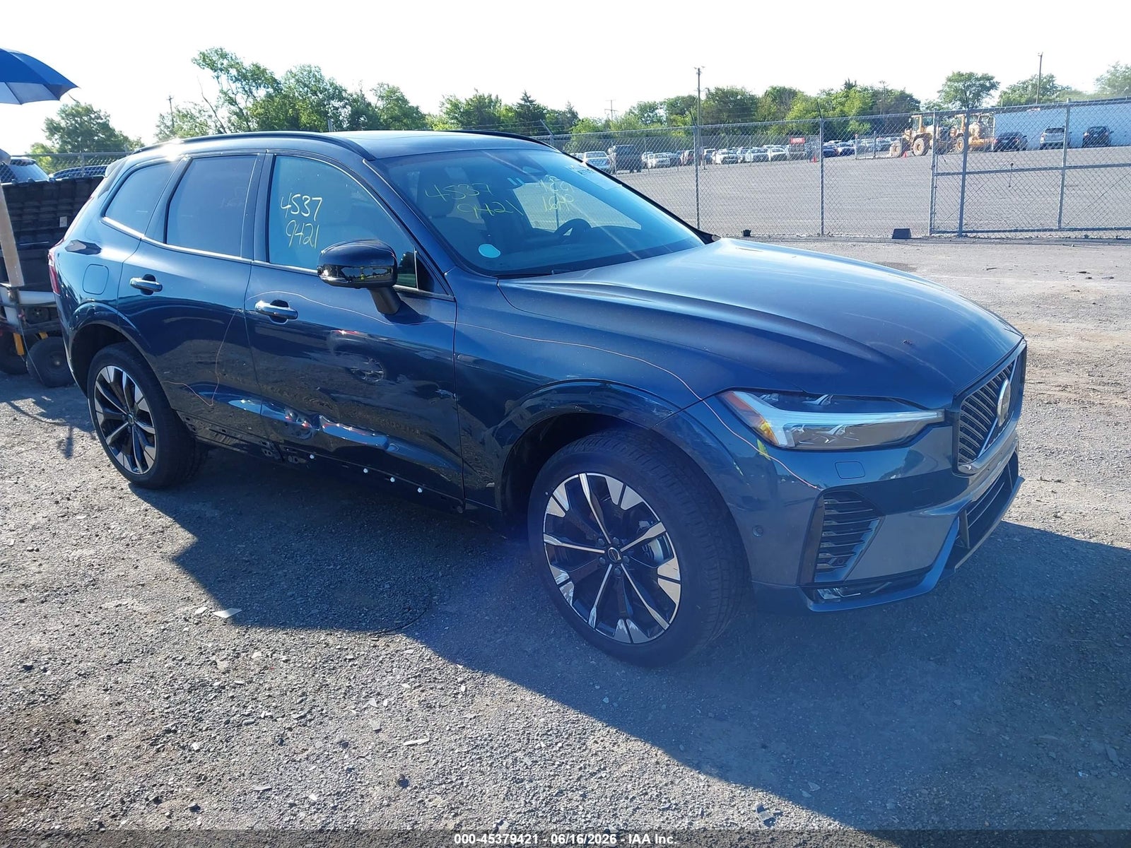 2026 VOLVO XC60 B5 PLUS