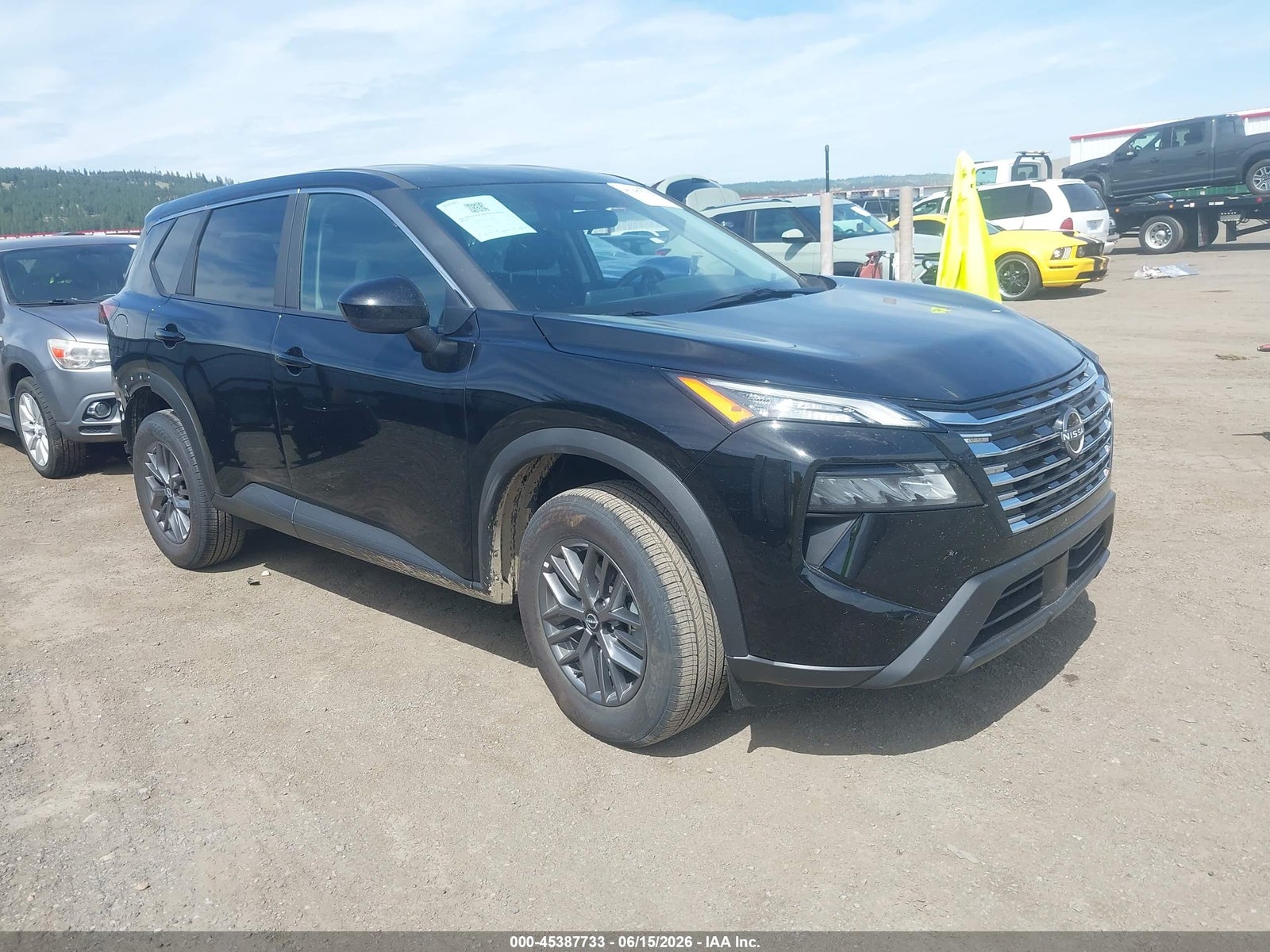 2026 NISSAN ROGUE SV