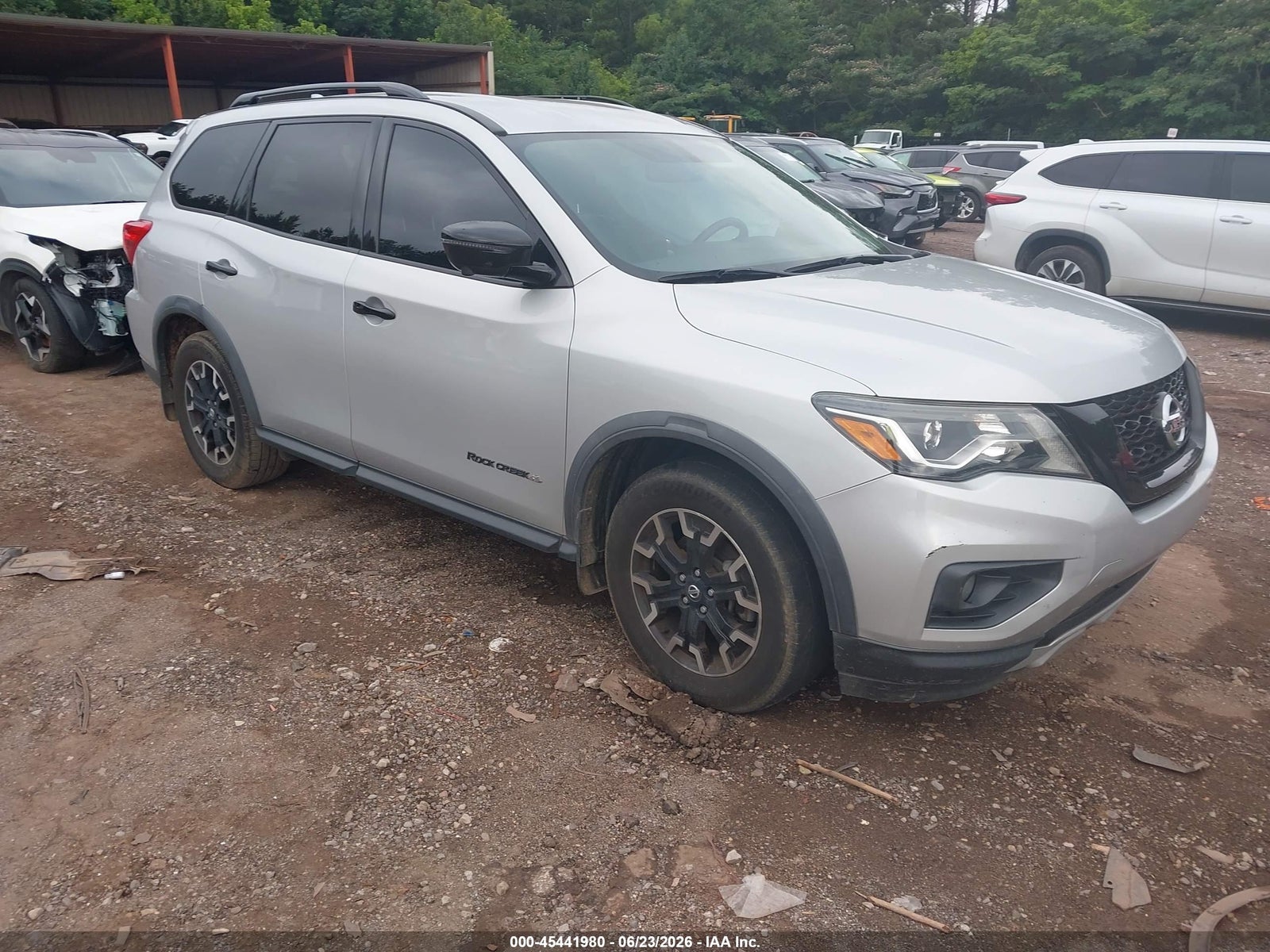 2019 NISSAN PATHFINDER SL