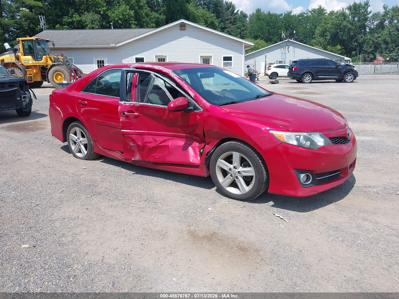 2013 TOYOTA CAMRY SE