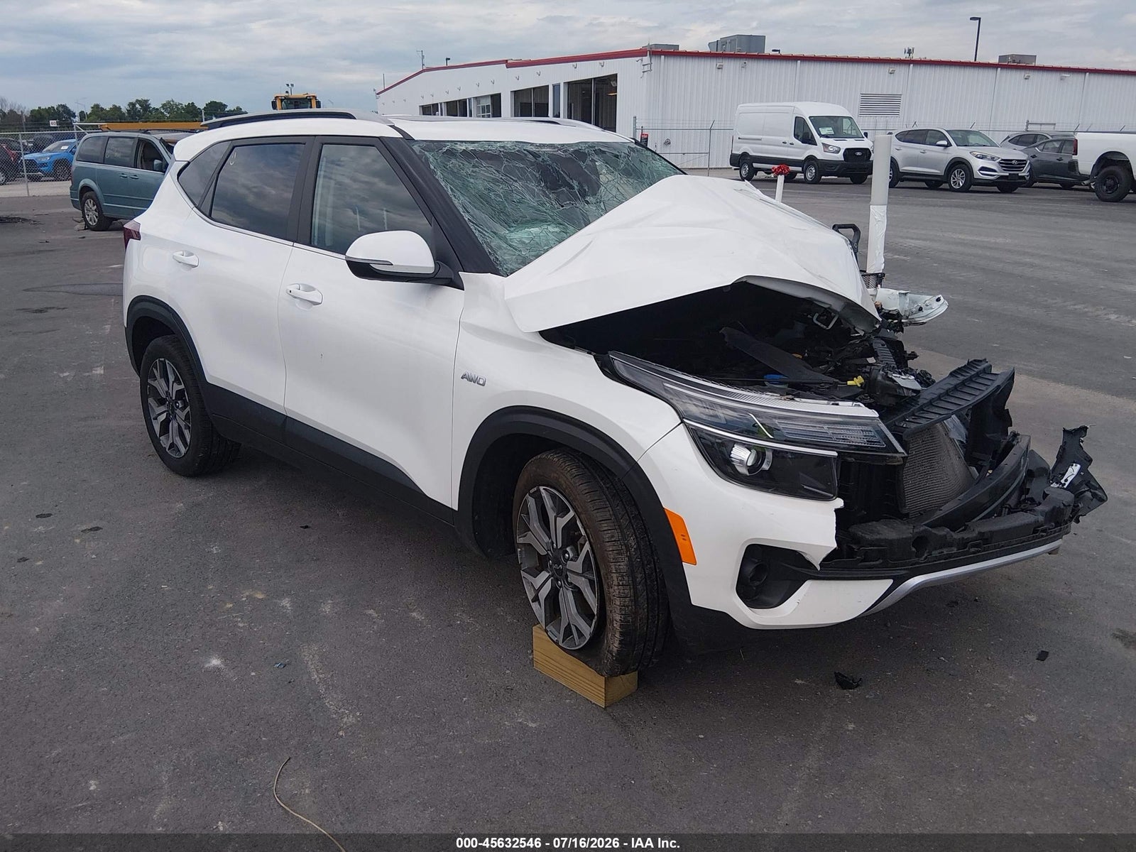 2023 KIA SELTOS EX