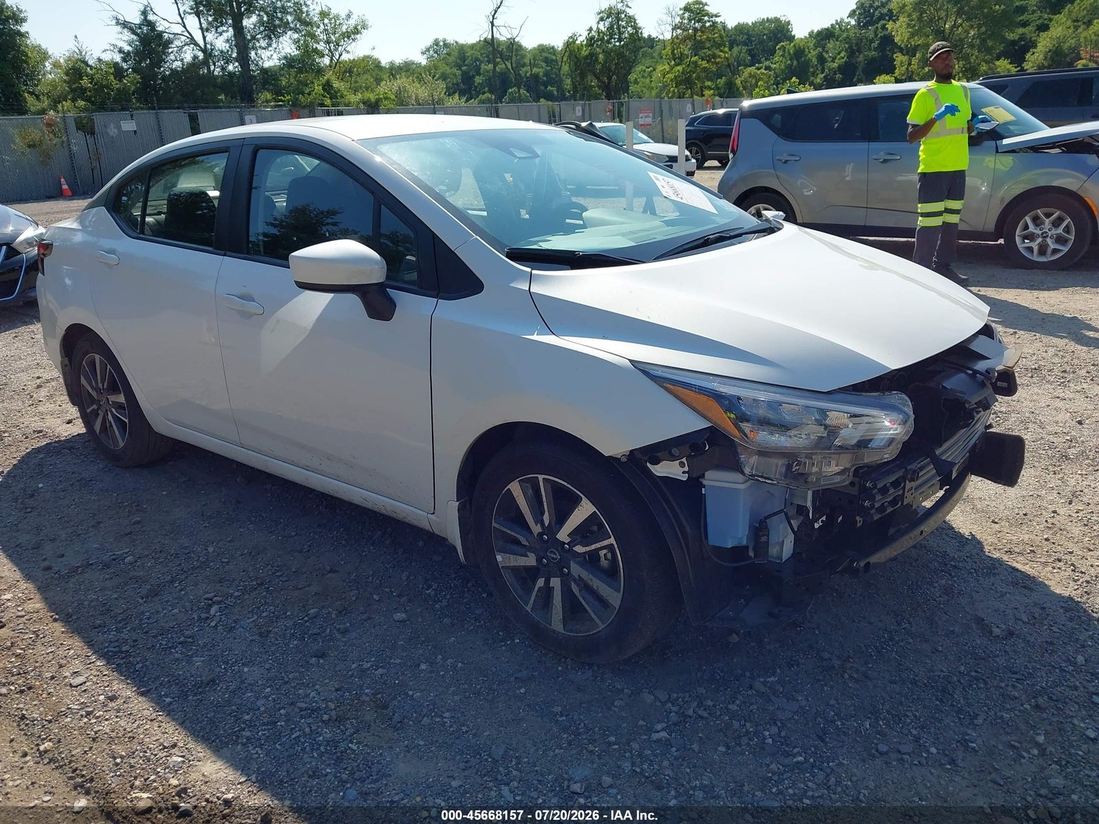 2025 NISSAN VERSA 1.6 SV