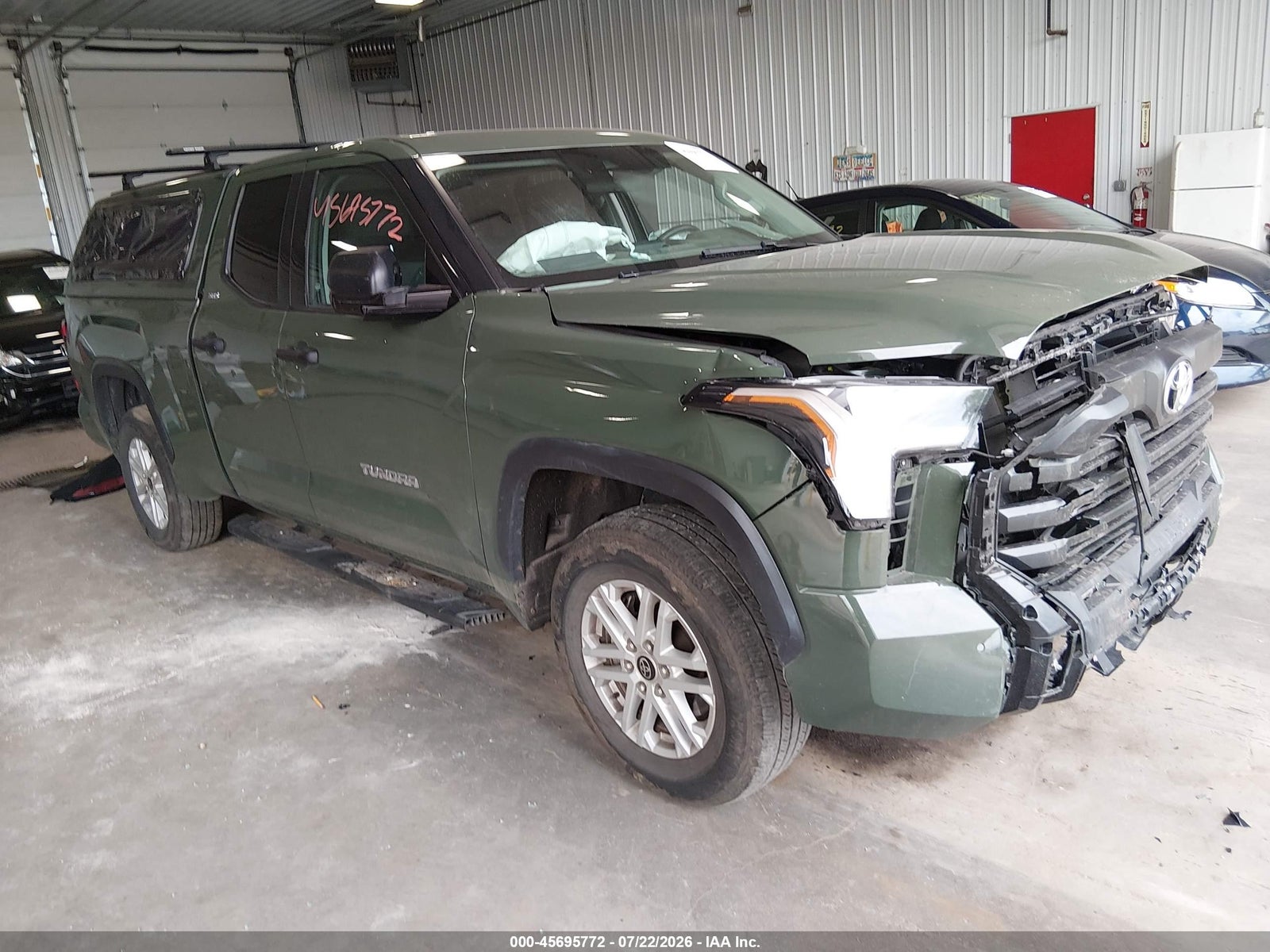 2022 TOYOTA TUNDRA SR5