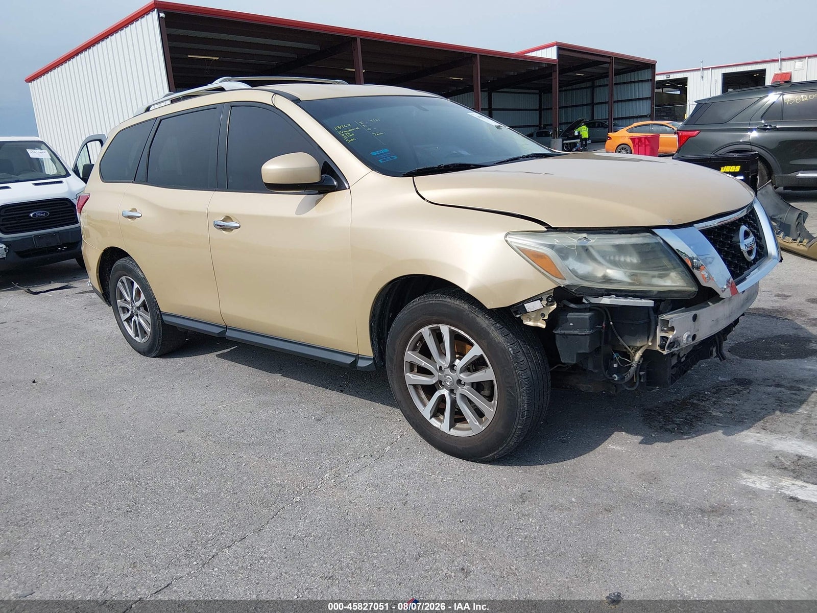2013 NISSAN PATHFINDER SV
