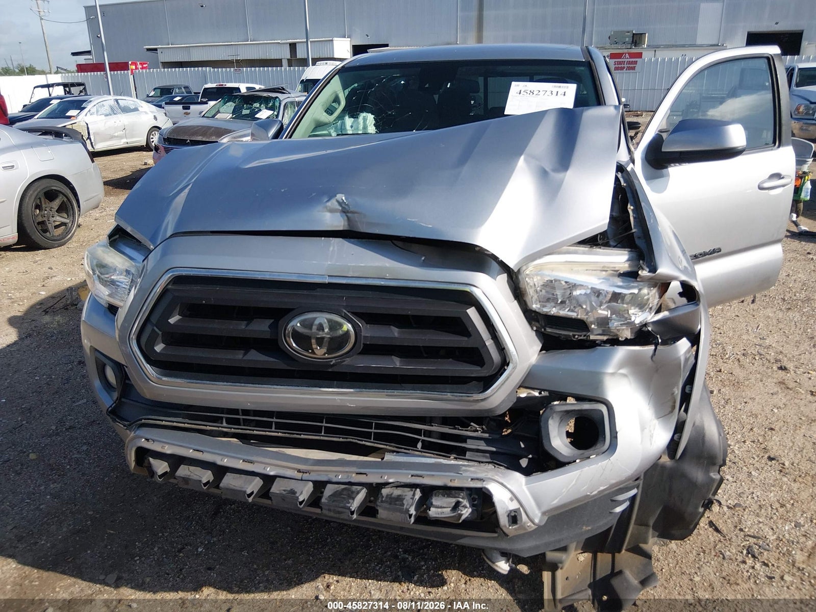 2020 Toyota Tacoma, auction photo 6