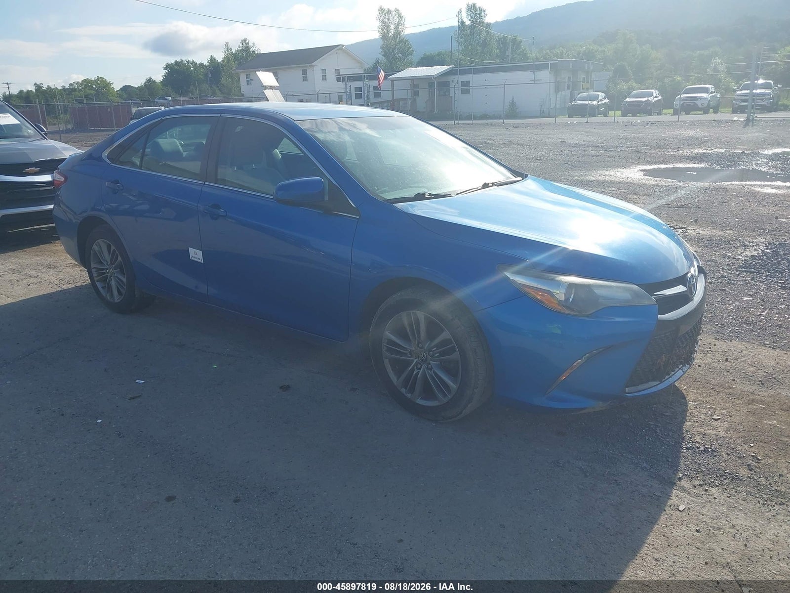 2017 TOYOTA CAMRY SE