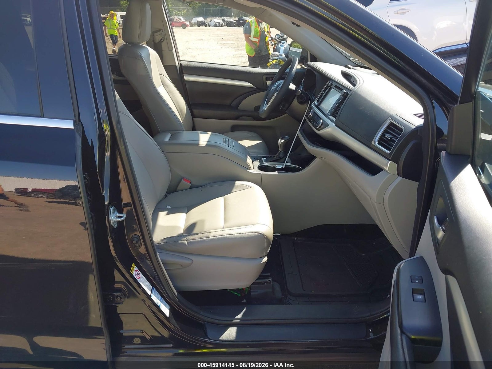2016 Toyota Highlander, auction photo 5
