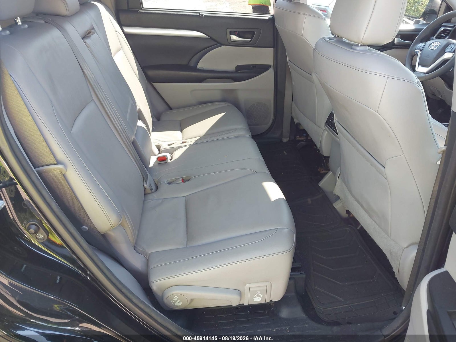 2016 Toyota Highlander, auction photo 8