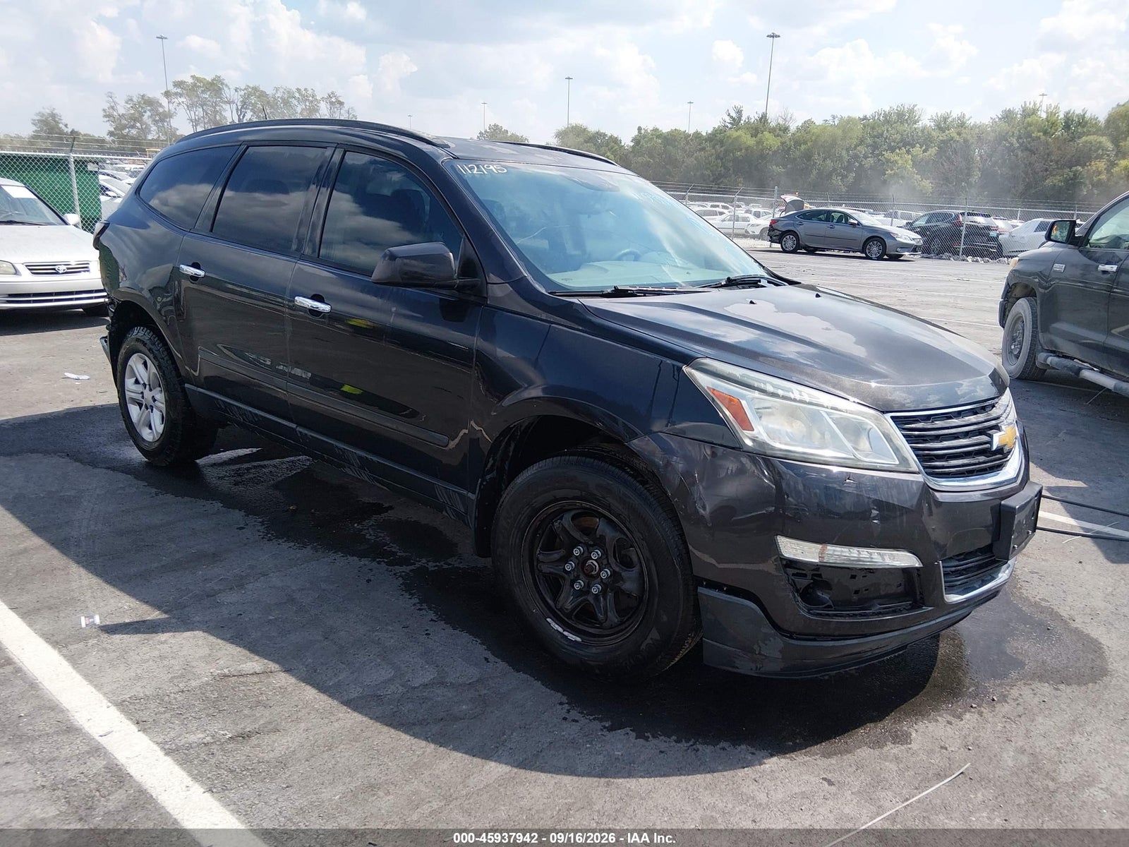 2017 CHEVROLET TRAVERSE LS