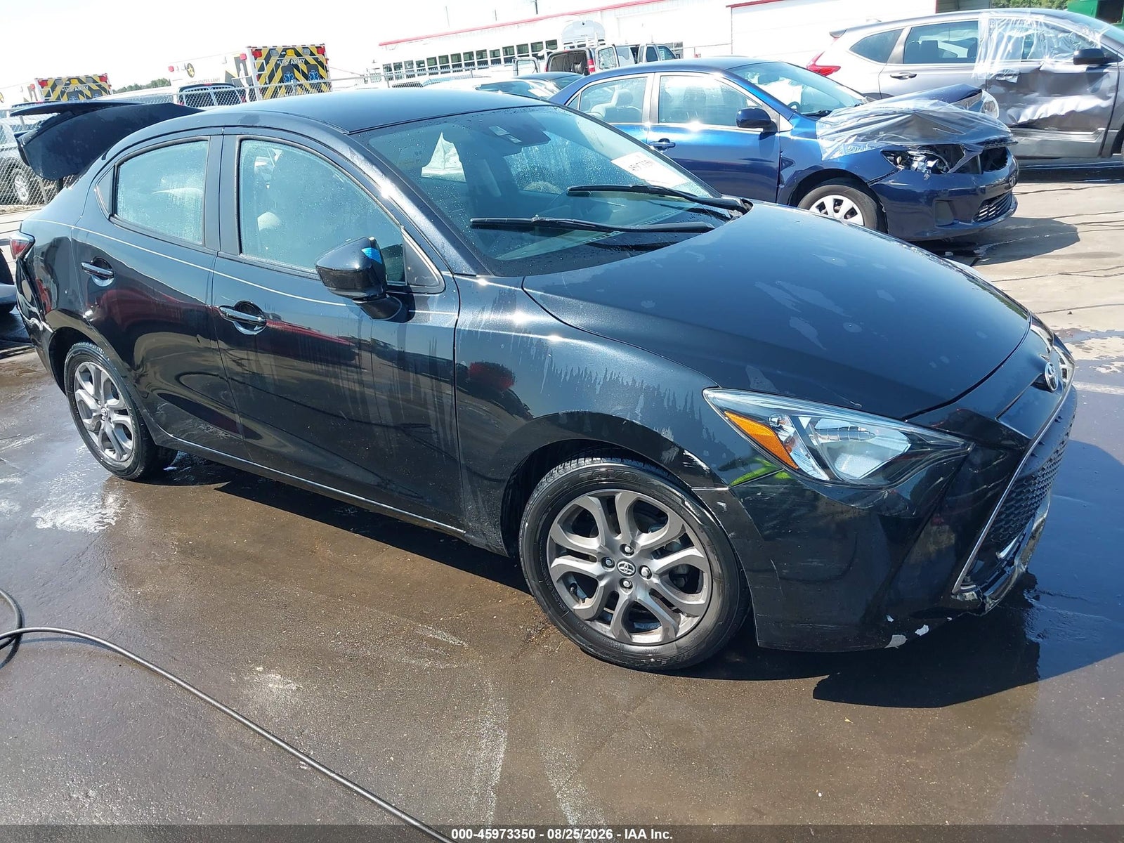 2020 TOYOTA YARIS LE