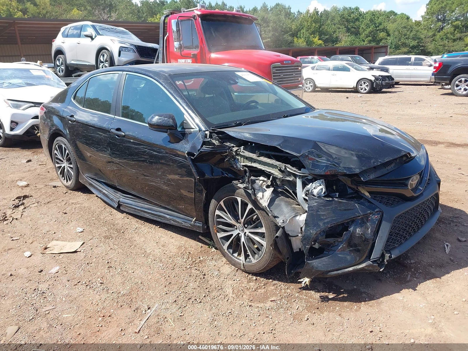 2019 TOYOTA CAMRY SE
