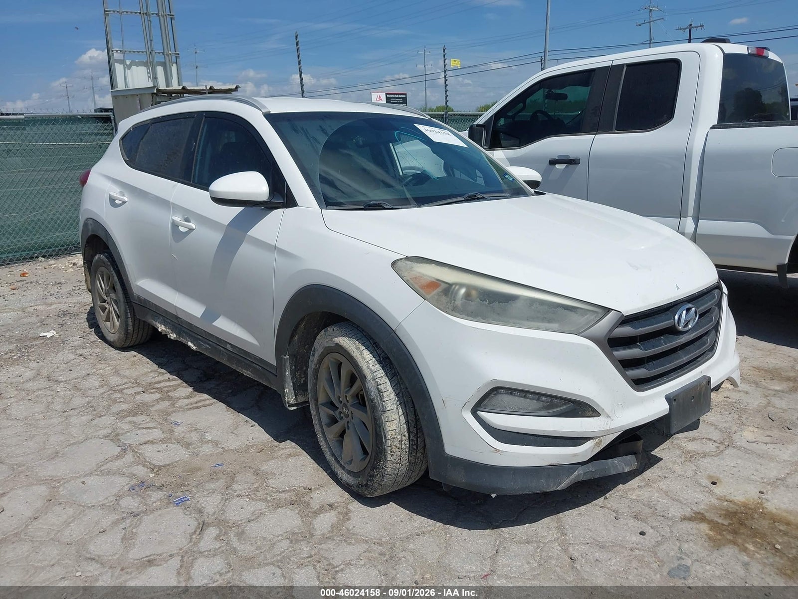 2016 HYUNDAI TUCSON SE