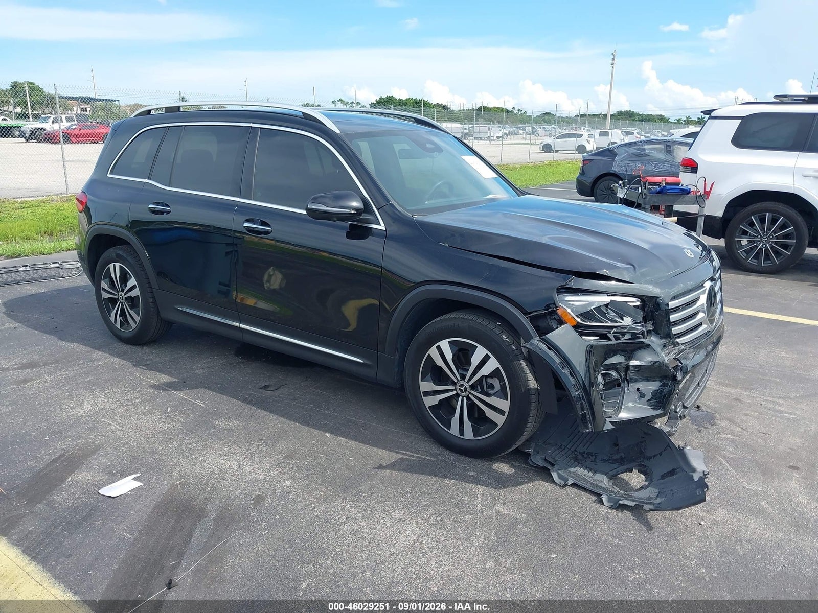 2025 MERCEDES-BENZ GLB 250