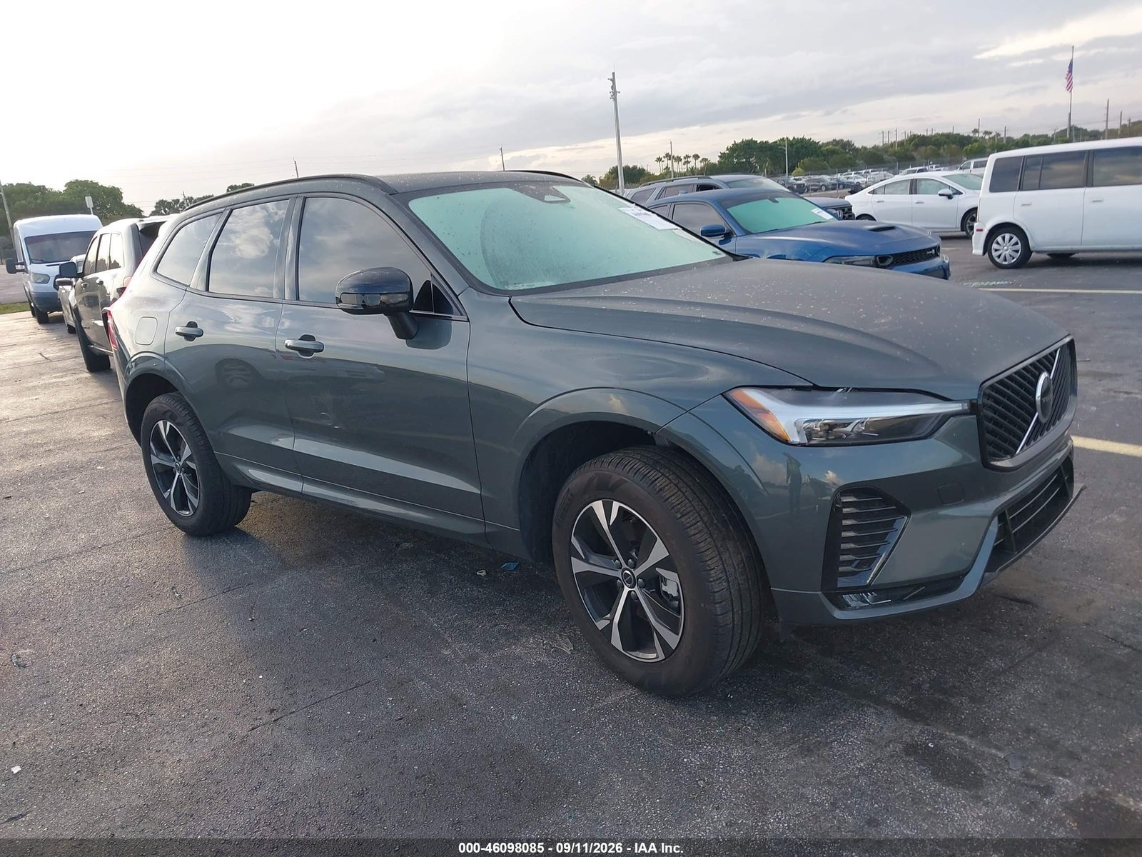 2026 VOLVO XC60 B5 CORE