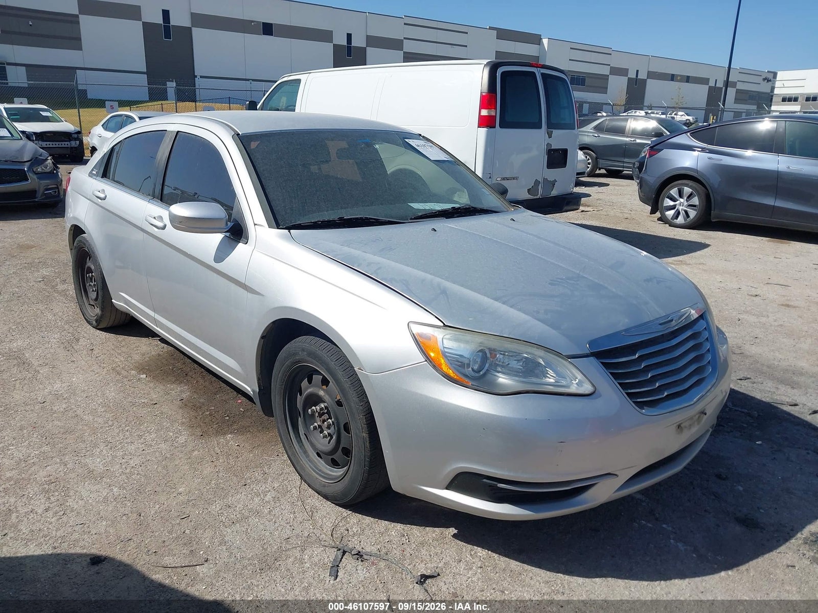 2012 CHRYSLER 200 LX
